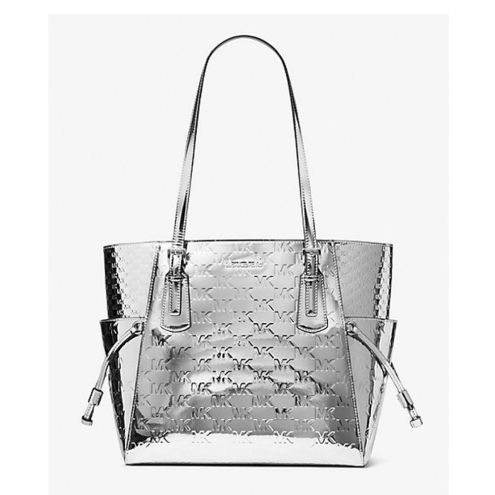 MICHAEL KORS Voyager Large Patent Logo Debossed EW Shoulder Tote Bag
Silver
NWT